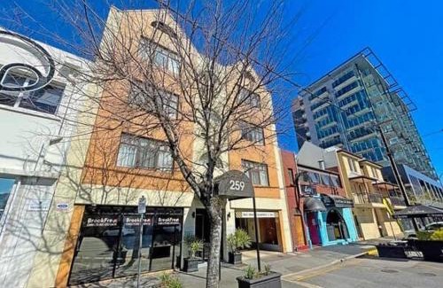 Adelaide Central Business District Apartment | 438 entire 1BR exHotel Room in the heart of city