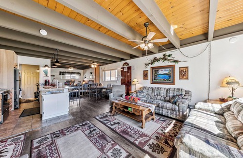 Tahoe Keys Condo | 439AW Tahoe Keys Studio Perfect Couples Get Away