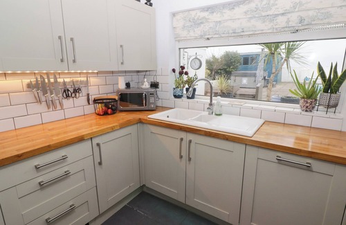 Milford Haven Cottage | 44 HONEYBOROUGH ROAD, pet friendly, with pool in Neyland