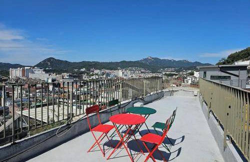 Jongno-dong Apartment | 44 m² Apartment ∙ 2 bedrooms ∙ 4 guests