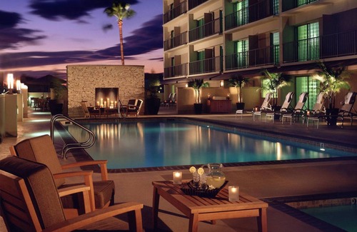 Sherman Oaks Hotel | 44 m² Hotel ∙ 127 guests
