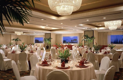 Sherman Oaks Hotel | 44 m² Hotel ∙ 127 guests