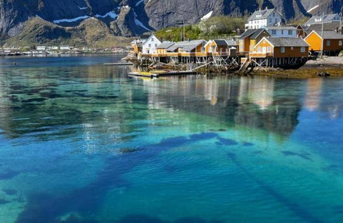 Hamnøya House | 44 m² House ∙ 2 bedrooms ∙ 3 guests