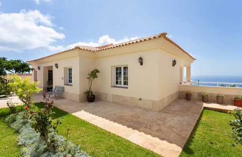Tabaiba Villa | 440 m² Villa ∙ 5 bedrooms ∙ 10 guests