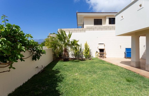 Tabaiba Villa | 440 m² Villa ∙ 5 bedrooms ∙ 10 guests