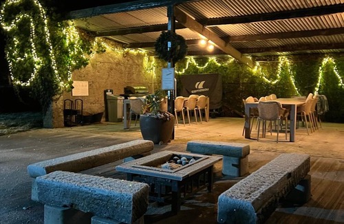 Stradbally Bed & Breakfast | 4400 m² Bed and breakfast ∙ 9 bedrooms ∙ 30 guests
