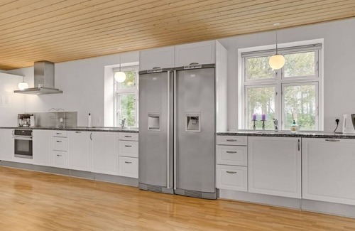 Ulfborg Apartment | 443 m² Apartment ∙ 1 bedroom ∙ 20 guests