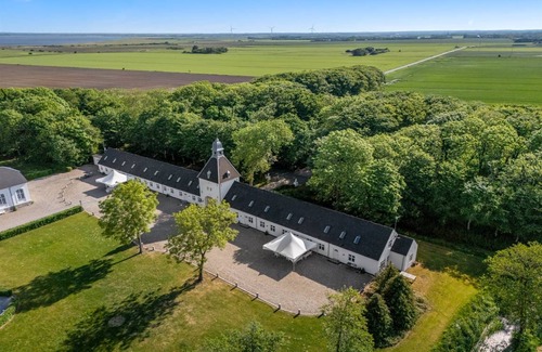 Ulfborg Apartment | 443 m² Apartment ∙ 9 bedrooms ∙ 20 guests