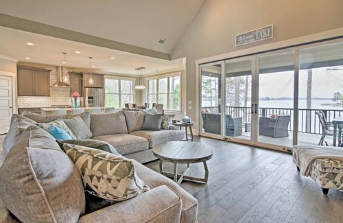 Seneca House | 445 m² House ∙ 5 bedrooms ∙ 14 guests