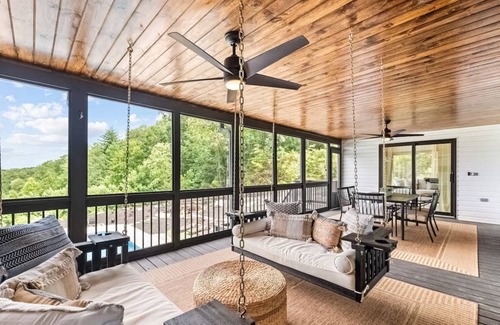 Cleveland House | 446 m² House ∙ 4 bedrooms ∙ 10 guests