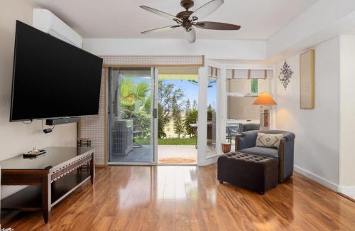 Waikoloa House | 448 Sleeps 13, pool and amenities