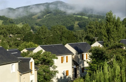 Saint-Geniez-d'Olt Apartment | 45 m² Apartment ∙ 2 bedrooms ∙ 8 guests