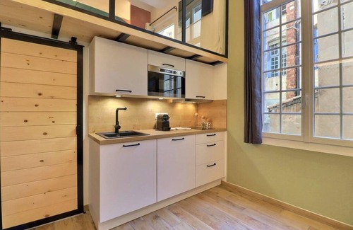 Couronne Urbaine Apartment | 45 m² Apartment ∙ 1 bedroom ∙ 2 guests