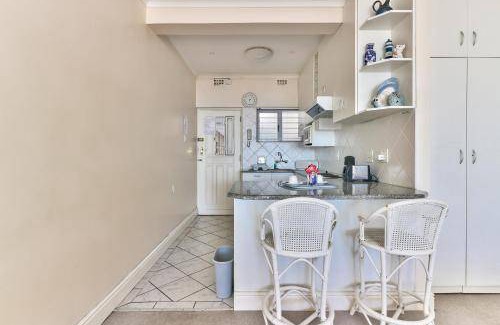 Mouille Point Apartment | 45 m² Apartment ∙ 1 bedroom ∙ 2 guests