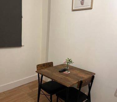 Kettering Apartment | 45 m² Apartment ∙ 1 bedroom ∙ 2 guests