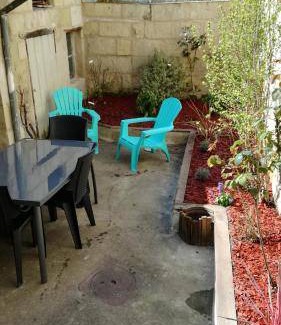 Bourgueil Apartment | 45 m² Apartment ∙ 2 bedrooms ∙ 4 guests