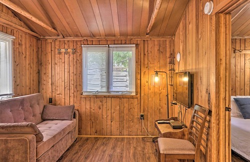 Suttons Bay Cottage | 45 m² Cabin ∙ 1 bedroom ∙ 2 guests