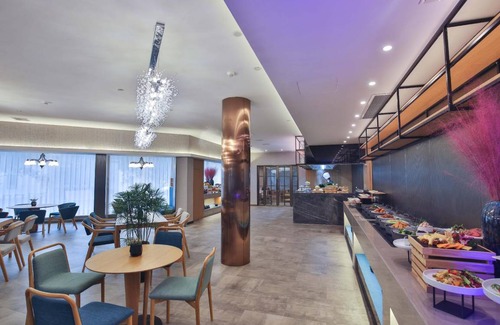 Fenghua Hotel | 45 m² Hotel ∙ 4 guests
