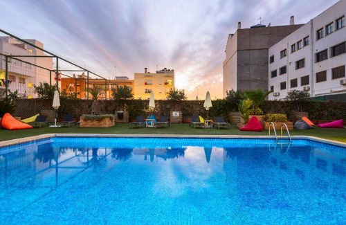 Benimamet Hotel | 45 m² Hotel ∙ 127 guests