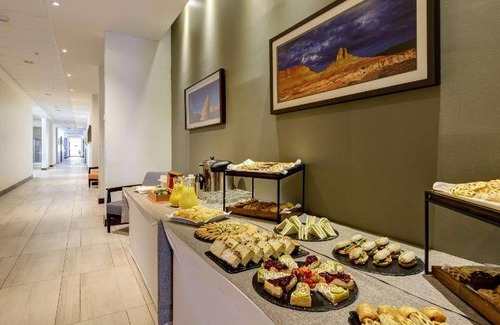 Pudahuel Hotel | 45 m² Hotel ∙ 127 guests
