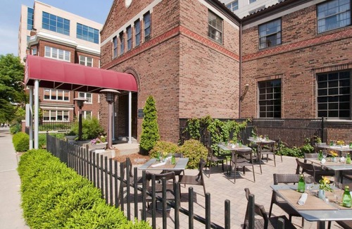 Madison Hotel | 45 m² Hotel ∙ 127 guests