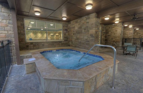 Gatlinburg Hotel | 45 m² Hotel ∙ 127 guests