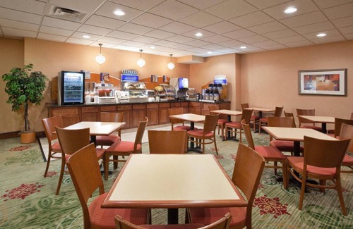 Streetsboro Hotel | 45 m² Hotel ∙ 127 guests