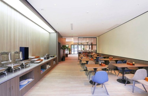 Cixi Hotel | 45 m² Hotel ∙ 2 guests