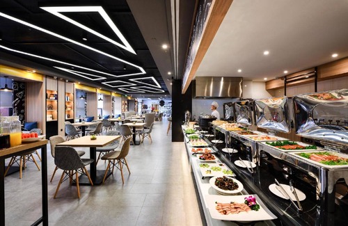 Chengdu Hotel | 45 m² Hotel ∙ 3 guests