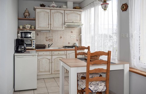 Quemperven House | 45 m² House ∙ 1 bedroom ∙ 2 guests