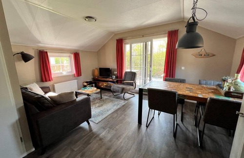Ouwerkerk House | 45 m² House ∙ 2 bedrooms ∙ 4 guests