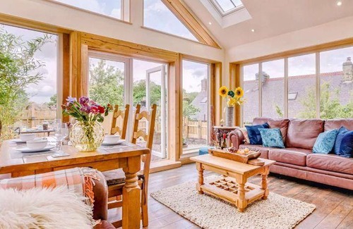 Rothbury House | 45 m² House ∙ 2 bedrooms ∙ 4 guests