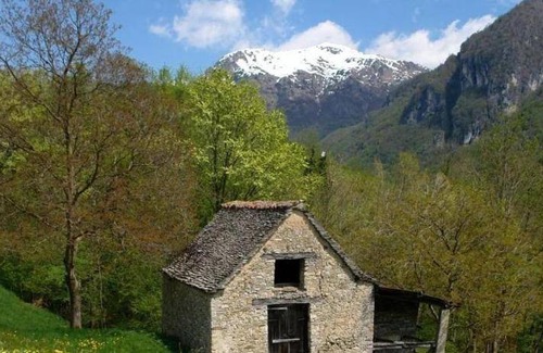 San Pellegrino Terme Apartment | 45 m² Apartment ∙ 1 bedroom ∙ 4 guests