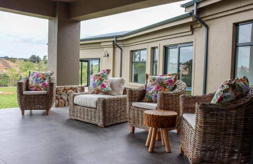 Muldersdrift Villa | 45 m² Villa ∙ 9 bedrooms ∙ 18 guests