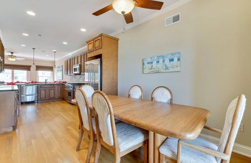 Seaside Heights House | 45 Seconds to the beach! Seaside doesn't get any better than this!