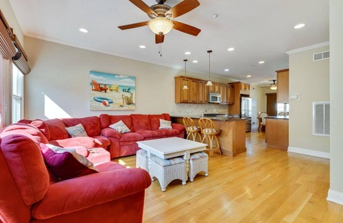 Seaside Heights House | 45 Seconds to the beach! Seaside doesn't get any better than this!