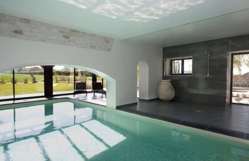 Argilly Cottage | 450 m² Cabin ∙ 7 bedrooms ∙ 14 guests