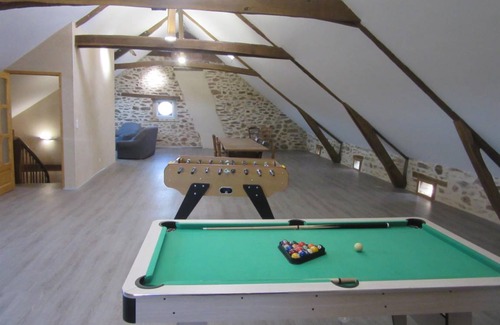 Moulares House | 450 m² Gîte ∙ 5 bedrooms ∙ 14 guests