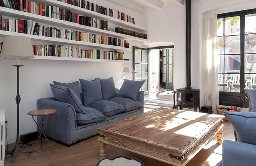 Caldes d'Estrac Villa | 450 m² Villa ∙ 5 bedrooms ∙ 10 guests