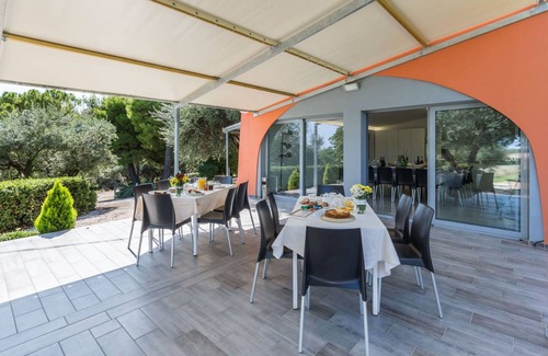 Morro d'Alba Villa | 450 m² Villa ∙ 11 bedrooms ∙ 23 guests