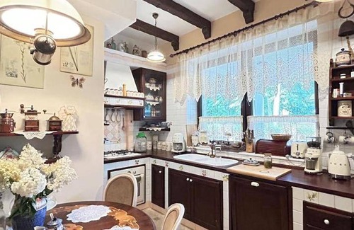 Lesznowola Villa | 450 m² Villa ∙ 5 bedrooms ∙ 10 guests