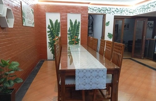 Yogyakarta Villa | 450 m² Villa ∙ 6 bedrooms ∙ 18 guests