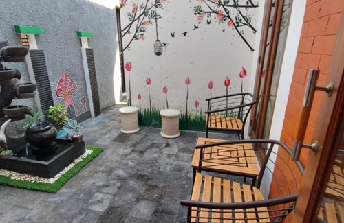 Yogyakarta Villa | 450 m² Villa ∙ 6 bedrooms ∙ 18 guests