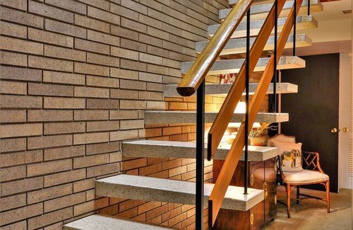 Weirton House | 455 m² House ∙ 4 bedrooms ∙ 9 guests