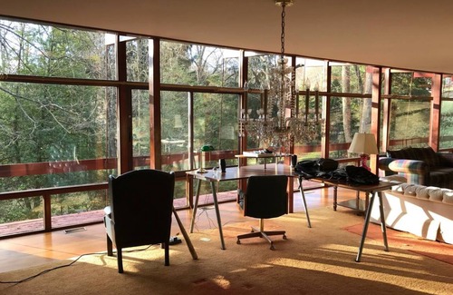 Weirton House | 455 m² House ∙ 4 bedrooms ∙ 9 guests