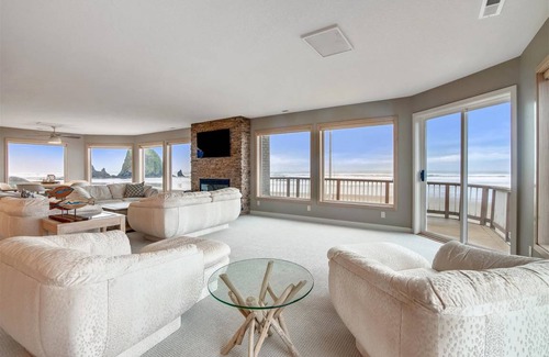 Downtown Cannon Beach House | 455 m² House ∙ 5 bedrooms ∙ 10 guests