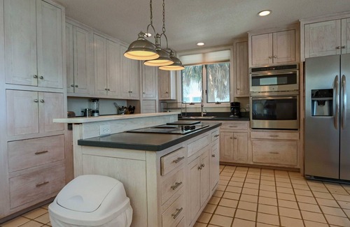Saint Helena Island House | 458 Tarpon Blvd - New to VRBO! Resort Access Included!