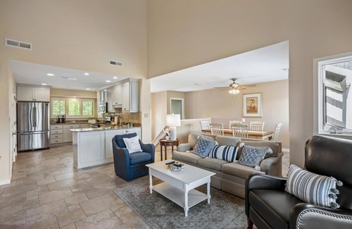 Kiawah Island Condo | 4586 Parkside: Renovated 3BR, Dock, Lagoon Views, Credit for Bikes & Beach Gear
