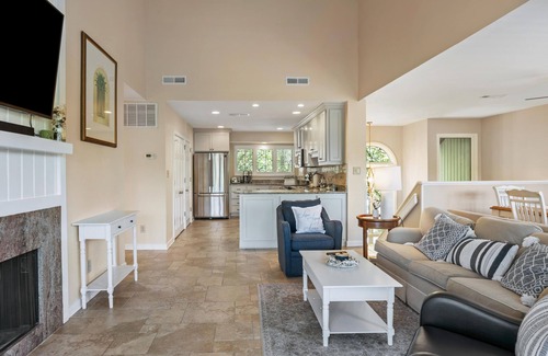 Kiawah Island Condo | 4586 Parkside: Renovated 3BR, Dock, Lagoon Views, Credit for Bikes & Beach Gear