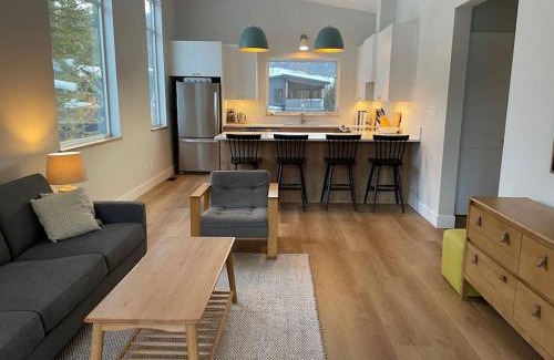 East Kootenay Apartment | 4595 Alpine Way by StayIn